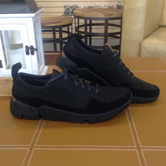tri active run clarks